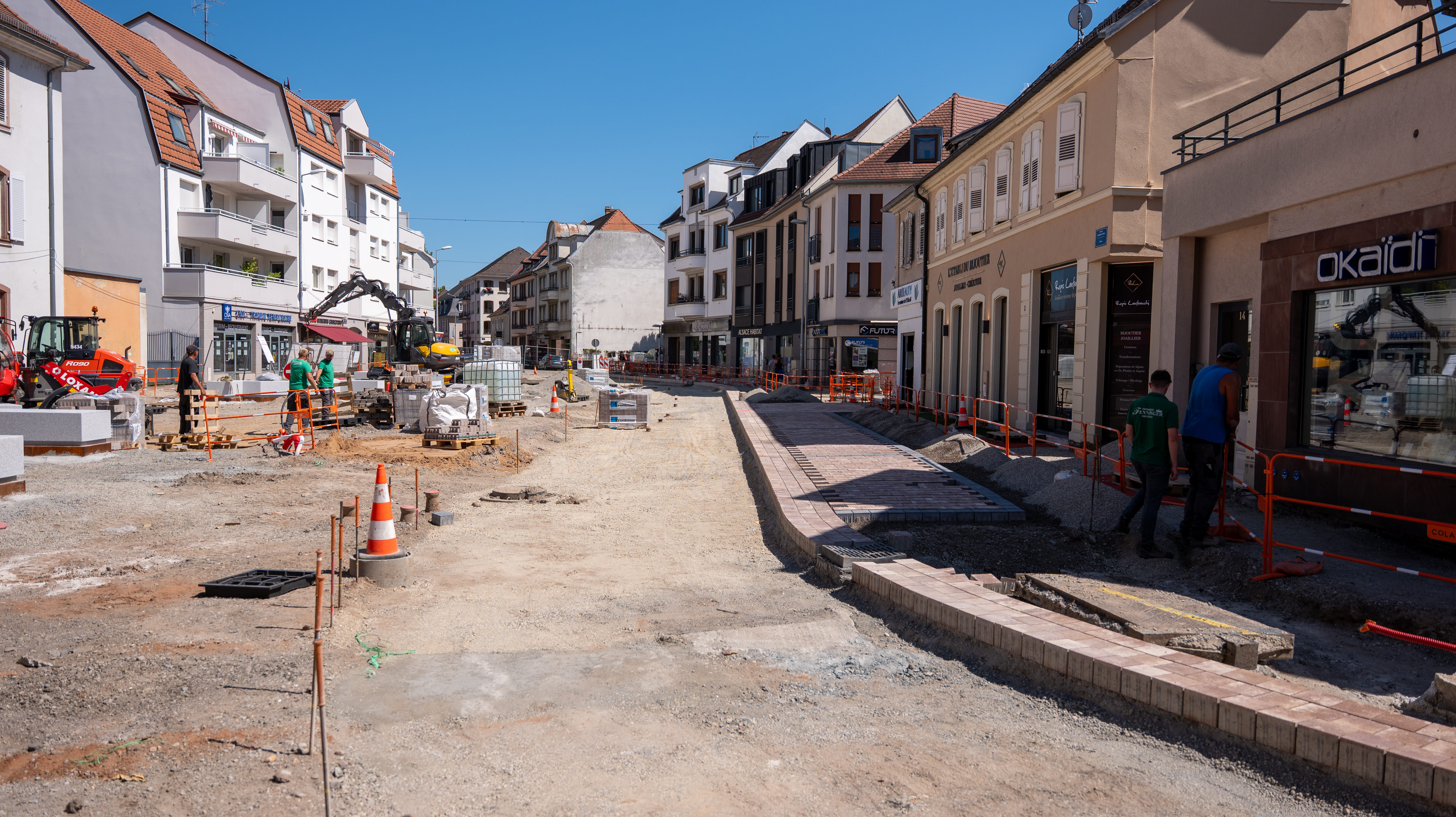 travaux place de neubourg août 2025 (5) (1)