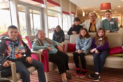 Le Conseil Municipal des Enfants à la résidence seniors Damecosi