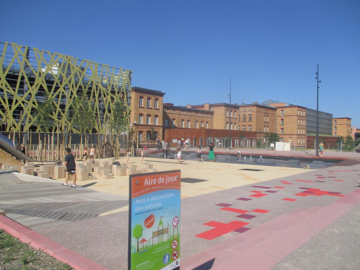 Aire de jeux quartier thurot