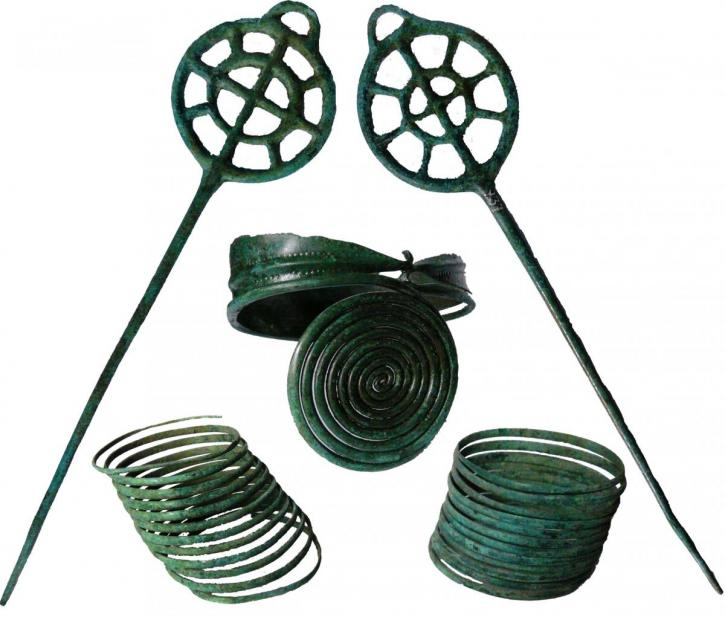Parure de bronze
